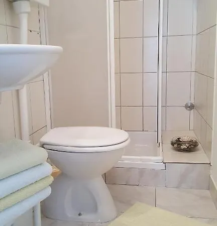 In With Sea View, Balcony, Air Conditioning, Wi-fi Guest house 3*