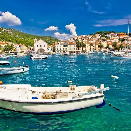 In With Sea View, Balcony, Air Conditioning, Wi-fi Hvar Town